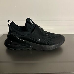 Nike Triple Black Air Max Sneaker